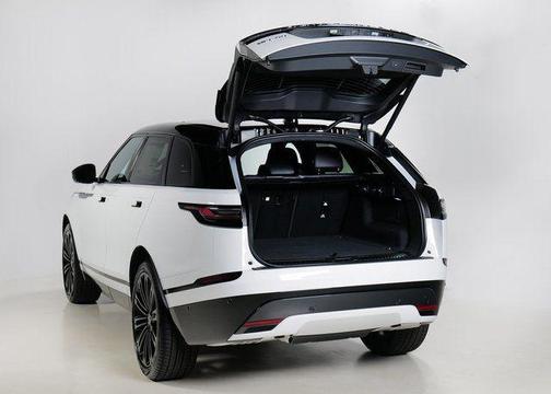 2026 Land Rover Range Rover Velar P250 Dynamic SE