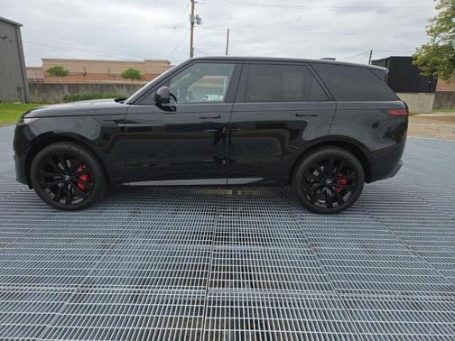 Santorini Black 2025 Land Rover Range Rover Sport P530 Dynamic SE