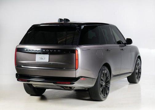 2024 Land Rover Range Rover P530 SE