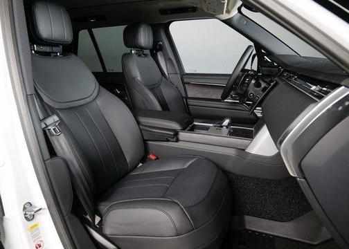 2025 Land Rover Range Rover P530 SE