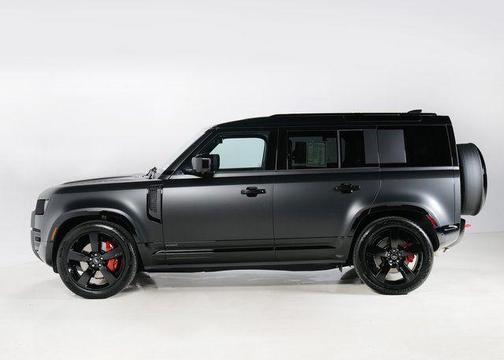 2025 Land Rover Defender P400 X