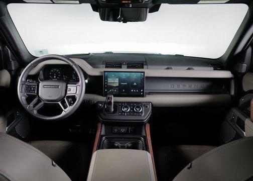 2024 Land Rover Defender P400 X