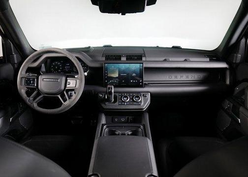 2023 Land Rover Defender 110 V8