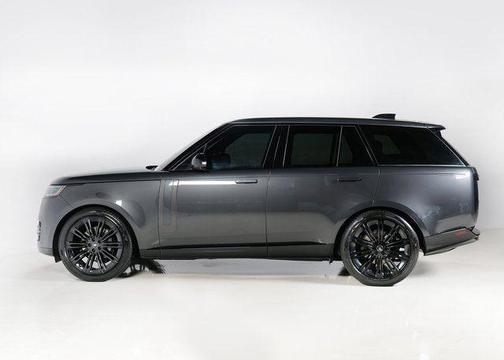 2025 Land Rover Range Rover P400 SE