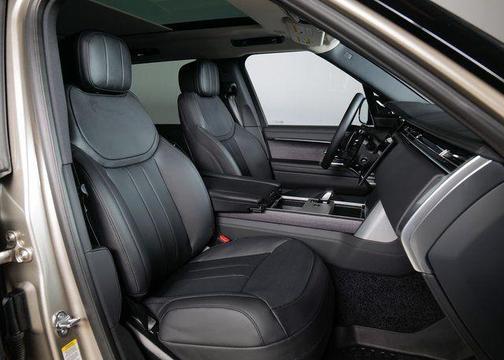 2025 Land Rover Range Rover P400 SE 7 Seat
