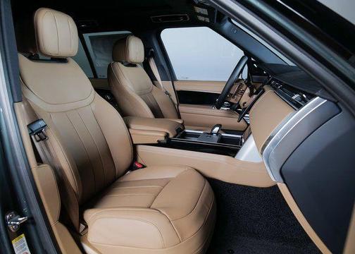 2025 Land Rover Range Rover P400 SE