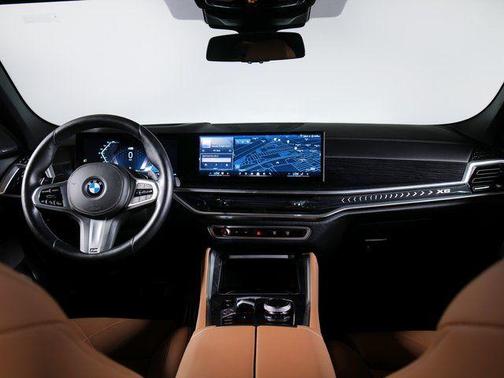 Mineral White Metallic 2024 BMW X6 xDrive40i