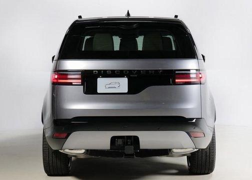 Eiger Grey 2026 Land Rover Discovery Dynamic SE