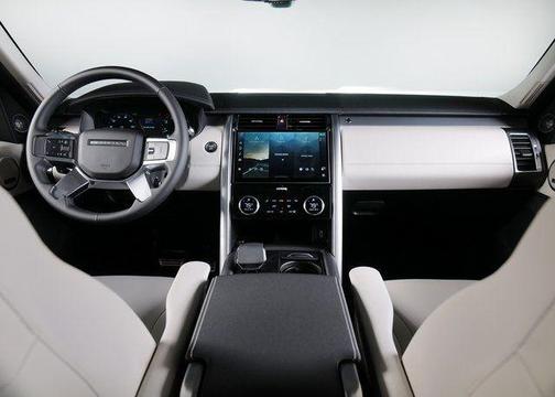 2026 Land Rover Discovery Dynamic SE