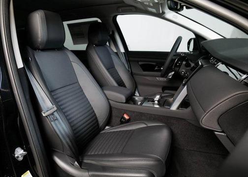 2025 Land Rover Discovery Sport S
