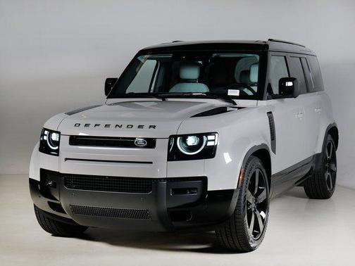 Borasco Grey 2026 Land Rover Defender P400 X-Dynamic SE