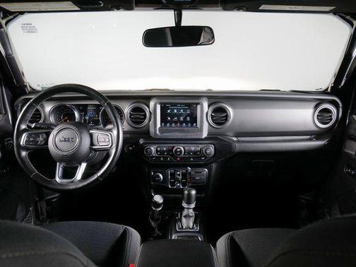 Granite Crystal Clearcoat Metallic 2021 Jeep Gladiator Overland