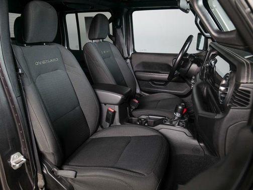 Granite Crystal Clearcoat Metallic 2021 Jeep Gladiator Overland