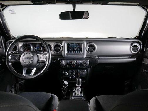Crystal Metallic 2021 Jeep Gladiator Overland