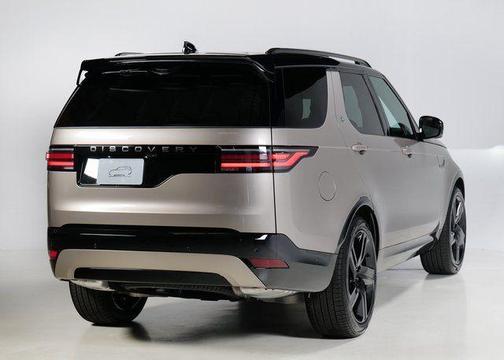 2026 Land Rover Discovery SE