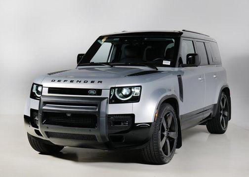 2024 Land Rover Defender P400 X-Dynamic SE