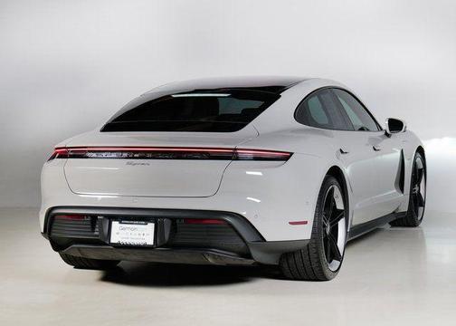 2022 Porsche Taycan Base