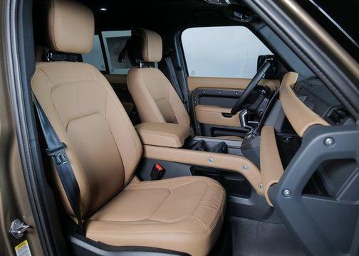 Gondwana Stone 2026 Land Rover Defender 110 X-Dynamic SE