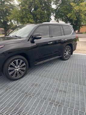 Onyx Black 2021 Lexus LX 570 Three-Row