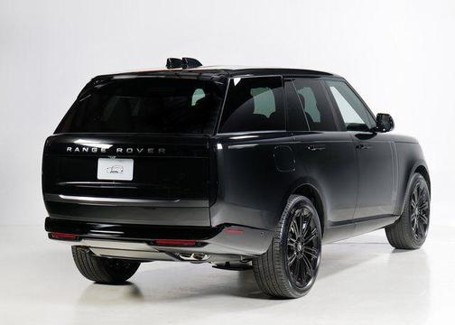 2025 Land Rover Range Rover P530 SE