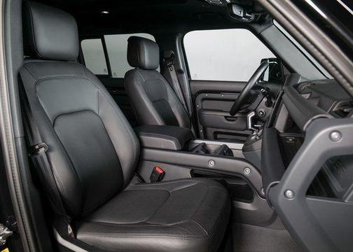 2025 Land Rover Defender P300