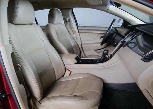 2014 Ford Taurus SEL