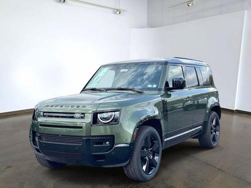 Woolstone Green 2026 Land Rover Defender P400 X-Dynamic SE