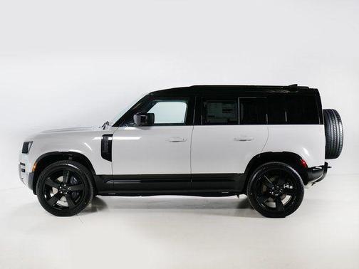 Borasco Grey 2026 Land Rover Defender P400 X-Dynamic SE