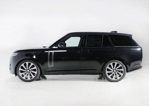 2025 Land Rover Range Rover P400 SE