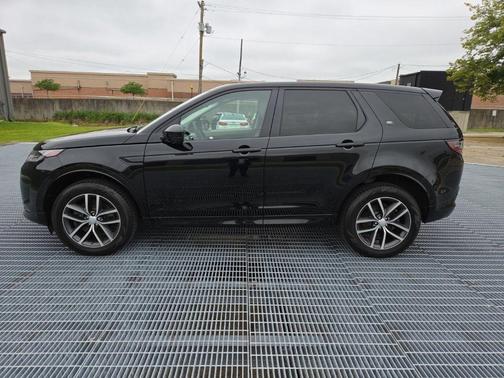 Santorini Black 2025 Land Rover Discovery Sport S
