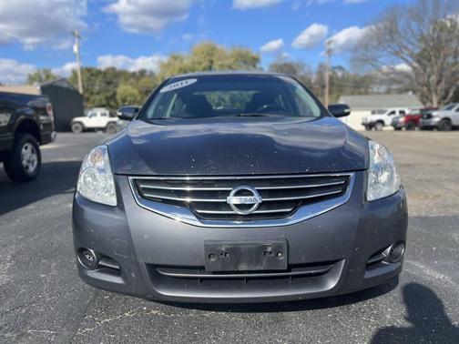 2011 Nissan Altima 3.5 SR