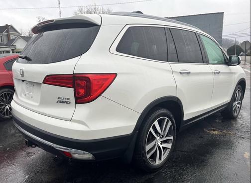 2017 Honda Pilot Elite