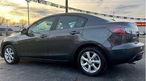 2010 Mazda Mazda3 i Touring