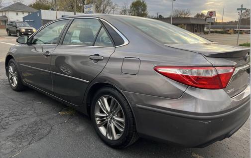 2015 Toyota Camry SE