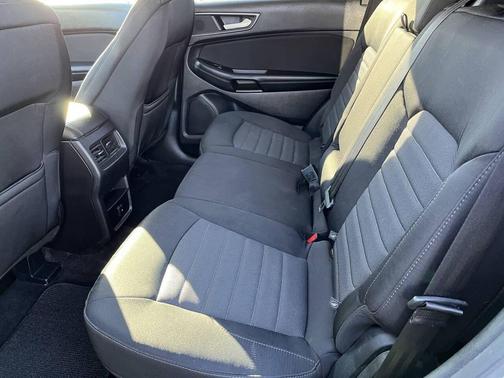 2015 Ford Edge SE