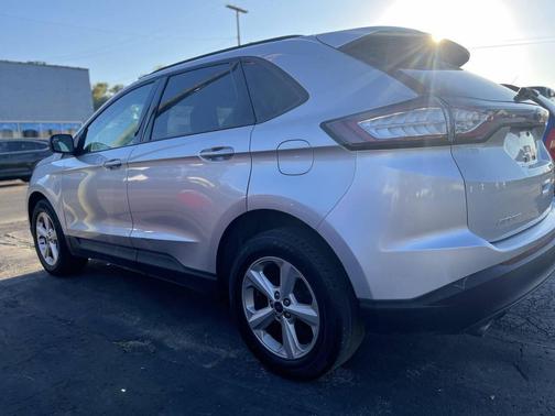 2015 Ford Edge SE