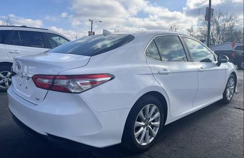 2019 Toyota Camry LE
