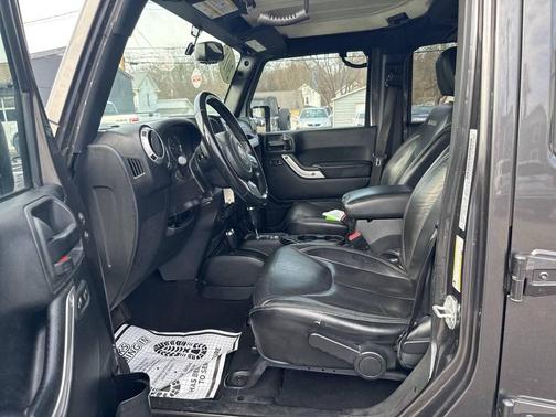 2018 Jeep Wrangler JK Unlimited Sahara