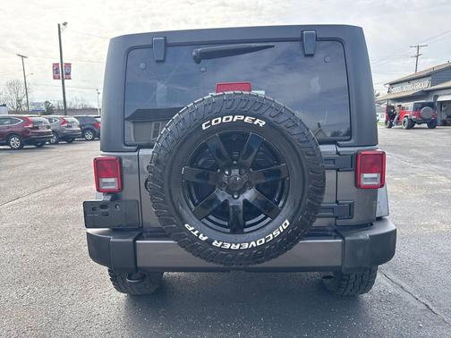 2018 Jeep Wrangler JK Unlimited Sahara