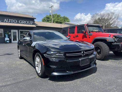 2016 Dodge Charger SE