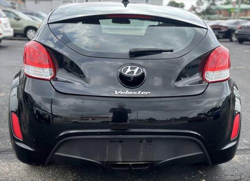2016 Hyundai Veloster Base