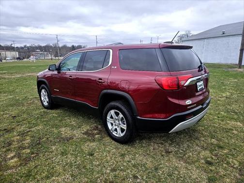 2017 GMC Acadia SLE-1