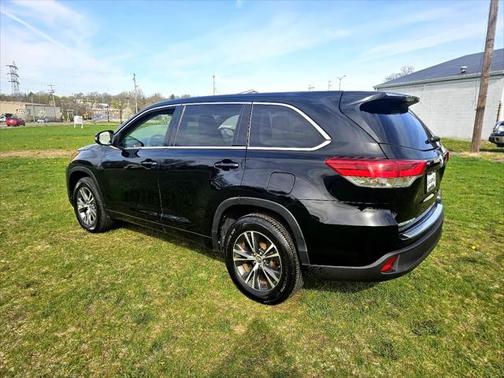 2018 Toyota Highlander LE I4