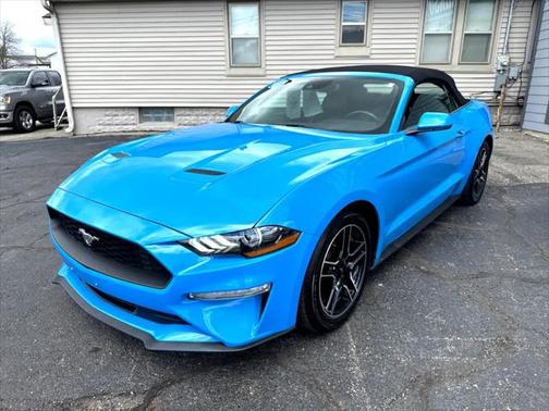 2022 Ford Mustang EcoBoost
