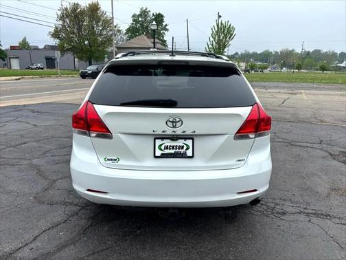 2010 Toyota Venza Base