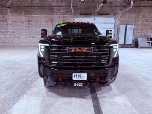 2024 GMC Sierra 2500 AT4