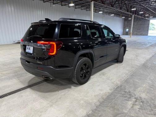 2021 GMC Acadia AT4