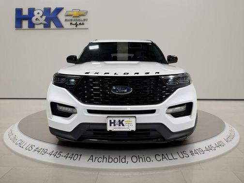 Star White 2022 Ford Explorer ST-Line