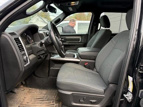 2022 RAM 1500 Classic SLT