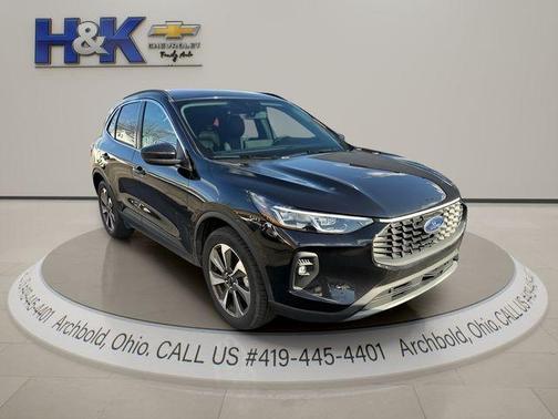 2025 Ford Escape Platinum